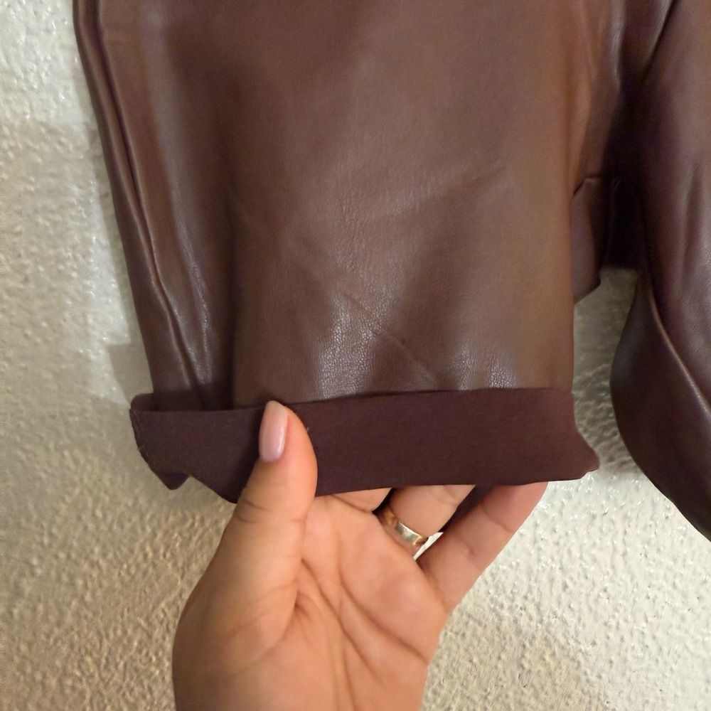 Skims faux leather biker short cocoa color size S NWT - Picture 8 of 9